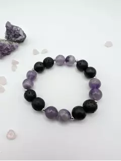 Браслет из аметиста и лавы
