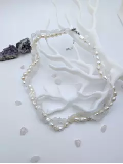 Колье из лунного камня и жемчуга с перламутром