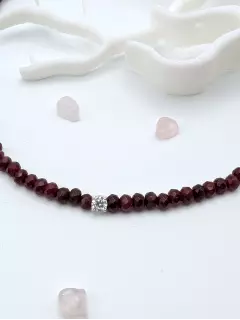 Чокер из тонированного кварца с фианитом