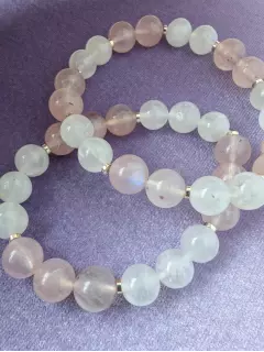Браслет из белого и розового лунного камня