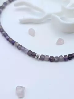 Чокер из кубических аметистов с серебряными кубиками