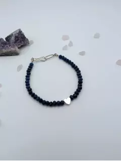 Браслет из тонированного кварца с сердечком