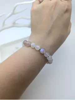 Браслет из белого и розового лунного камня